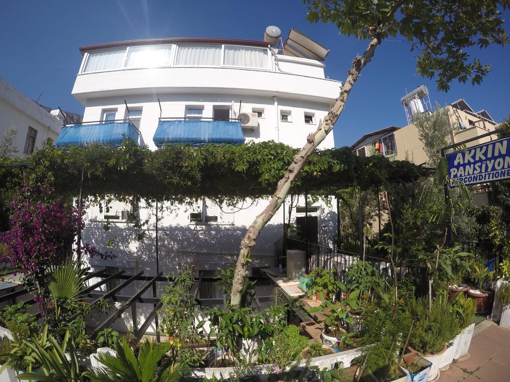 Akkin Pansiyon Guest house *